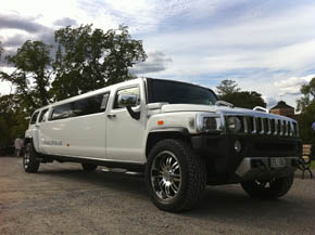 Hummer limousine till studenten
